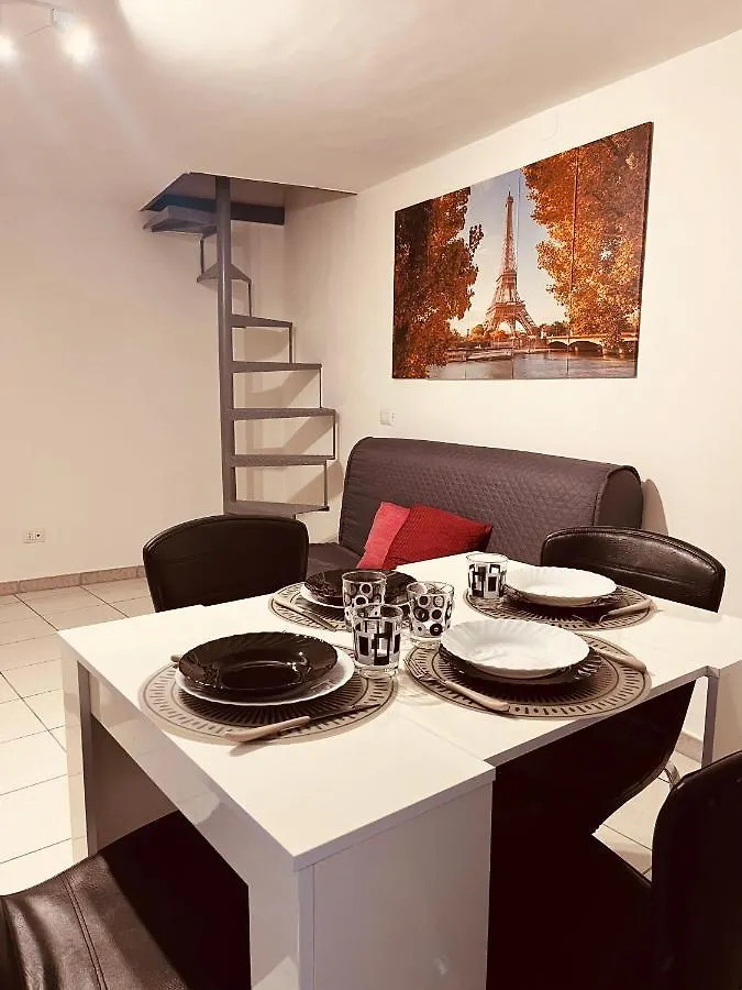 Appartement Falcone House à Naples